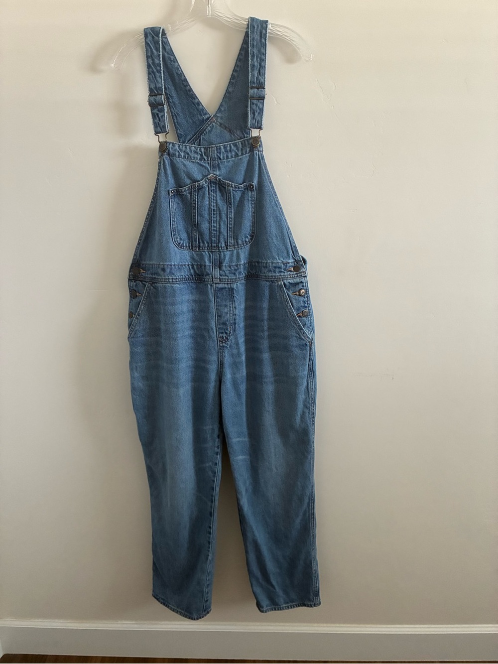 Old navy woman’s size large Denim Overalls Jumpsuit - Light Blue